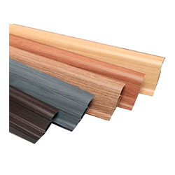 Плинтусы напольные и комплектующие