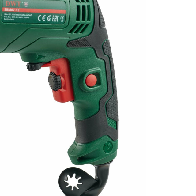 Дрель ударная DWT SBMP07-13