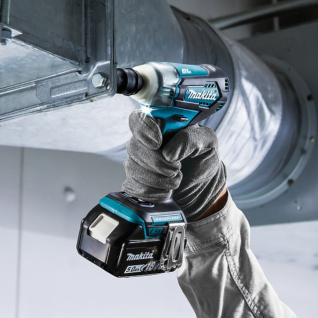 Гайковерт Makita DTW181Z аккумуляторный без АКБ и ЗУ