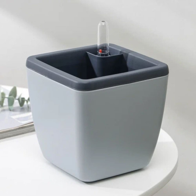 Горшок с автополивом InGreen Munchen Утренний туман квадратный с внутренней вставкой 1.5 л