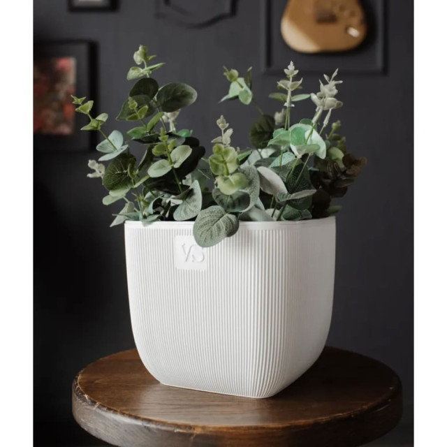 Горшок VipSet  AMF-4.7-01 Фабио с дренажной системой белый 4.7 л