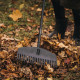 Грабли Fiskars Solid для листьев M без черенка