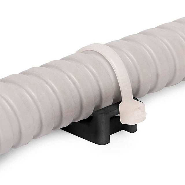 Площадка монтажная Fortisflex 63096 ПМО 22*16 мм черная 100 шт