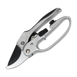 Секатор Green Belt HC001R с храповым механизмом