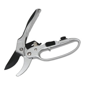 Секатор Green Belt HC001R с храповым механизмом