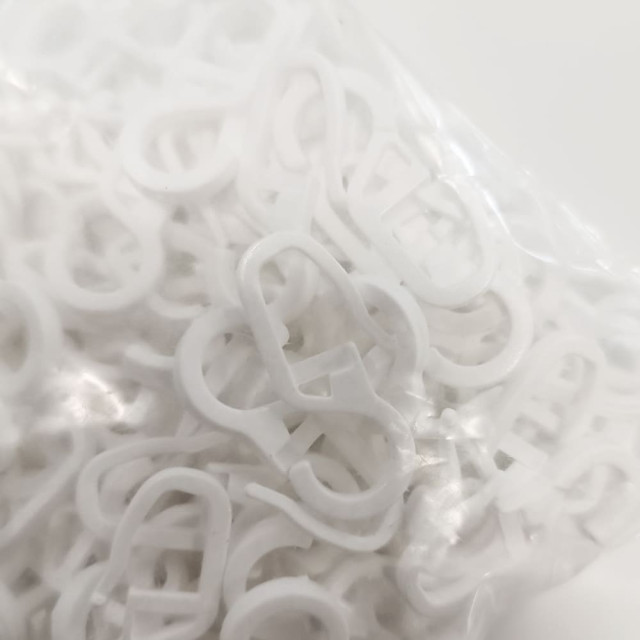 Крючок Delfa С28.5.01.00.100 белый 100 шт