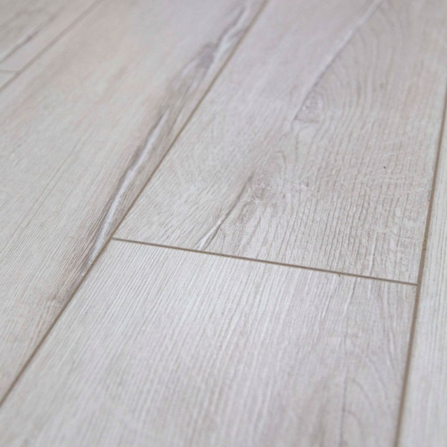 Ламинат Kastamonu Universal UNV33TV-FP707 Дуб Королевский снежный