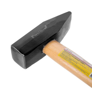 Молоток слесарный Remocolor 38-2-315 деревянная рукоятка 1.5 кг