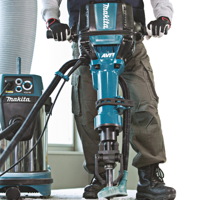 Отбойный молоток Makita HM1812