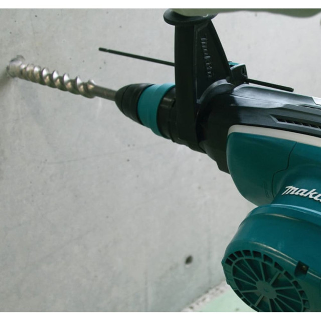 Перфоратор Makita HR5202C SDS-max