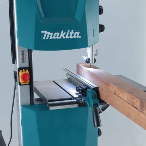 Пила ленточная Makita LB1200F с 4 полотнами