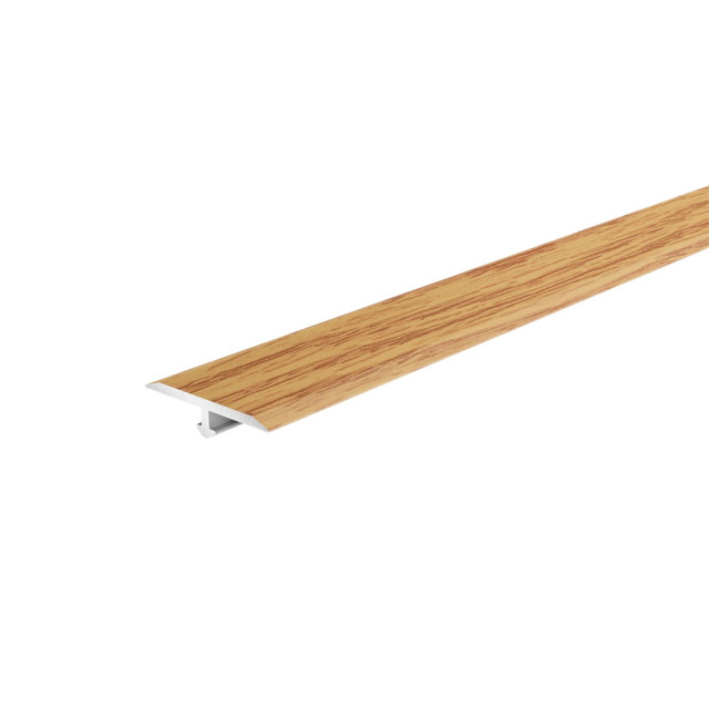 Порог Sanrelia Т20М Т-образный 084 дуб универсальный с монтажной планкой 20 мм 0.9 м