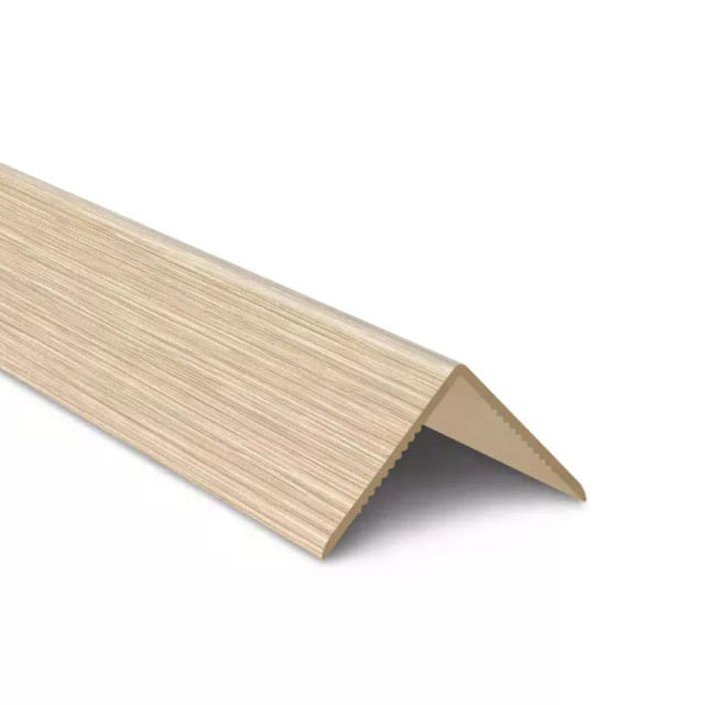 Угол Ideal Деконика 213 дуб северный 15*15 мм 2.7 м