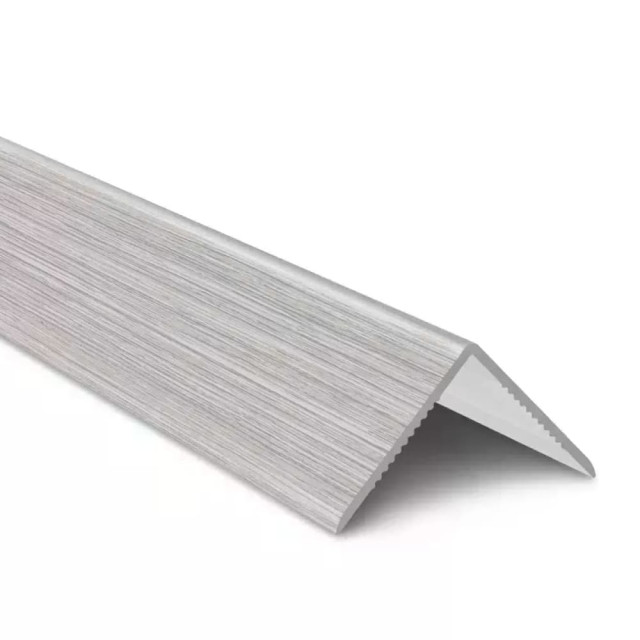 Угол Ideal Деконика 253 ясень серый 15*15 мм 2.7 м