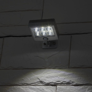 Прожектор Эра ERAFS024-07 Б0044247 с датчиком движения c выносной солнечной батареей 6LED