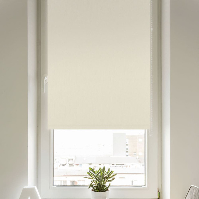 Штора рулонная Delfa Уни термо блэкаут СРШ-01МЭ-7900 77(73)/160 см белый