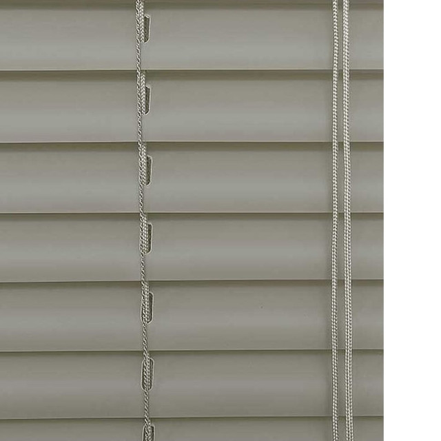 Жалюзи Delfa Bliss ПВХ NO.RF-M-001 80/160 серебро