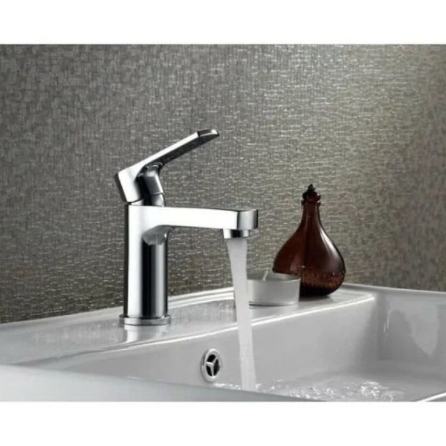 Смеситель для раковины Lemark Plus Grace LM1506C