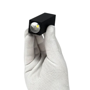 Светильник TruEnergy 27004 фасадный черный 25*25*83 мм