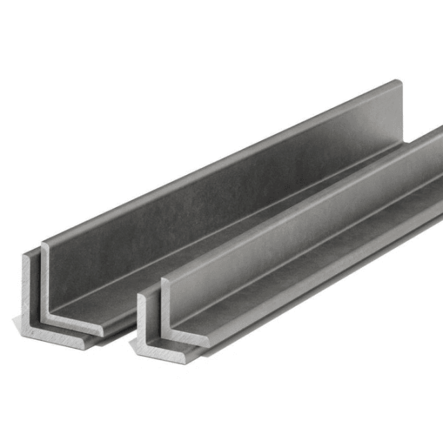 Уголок стальной 32*32*4 мм