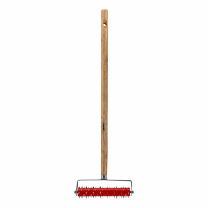 Валик для гипсокартона Matrix150 мм игольчатый деревянная ручка 500 мм