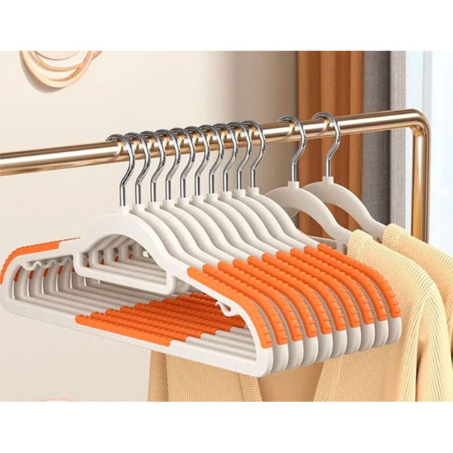 Вешалка-плечики MonAmi QQH24-9