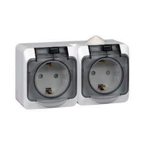 Блок Schneider Electric Этюд РА16-244С 2-ая розетка с заземлением со шторками