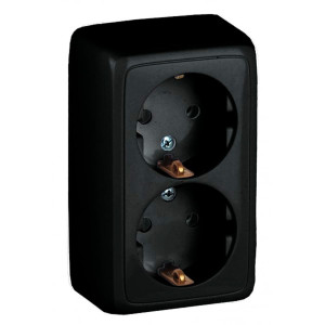 Розетка Hegel Alfa РА16-153-08 с заземлением черный