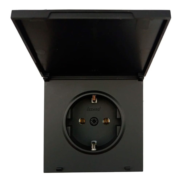 Розетка Lezard Zima 1 место безвинтовой с крышкой с заземлением ПБТ черный бархат